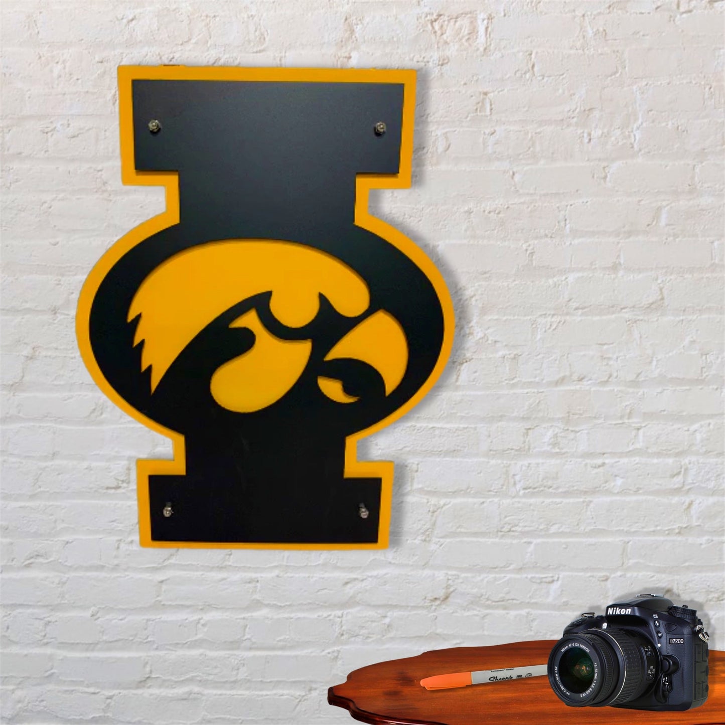 Iowa Hawkeyes "I" with Tigerhawk