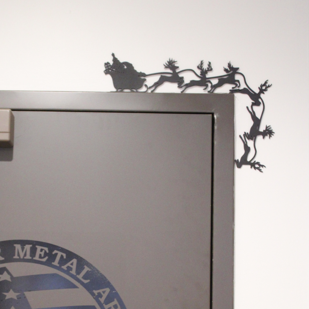 Christmas Santa's Sled Door Frame Hanger