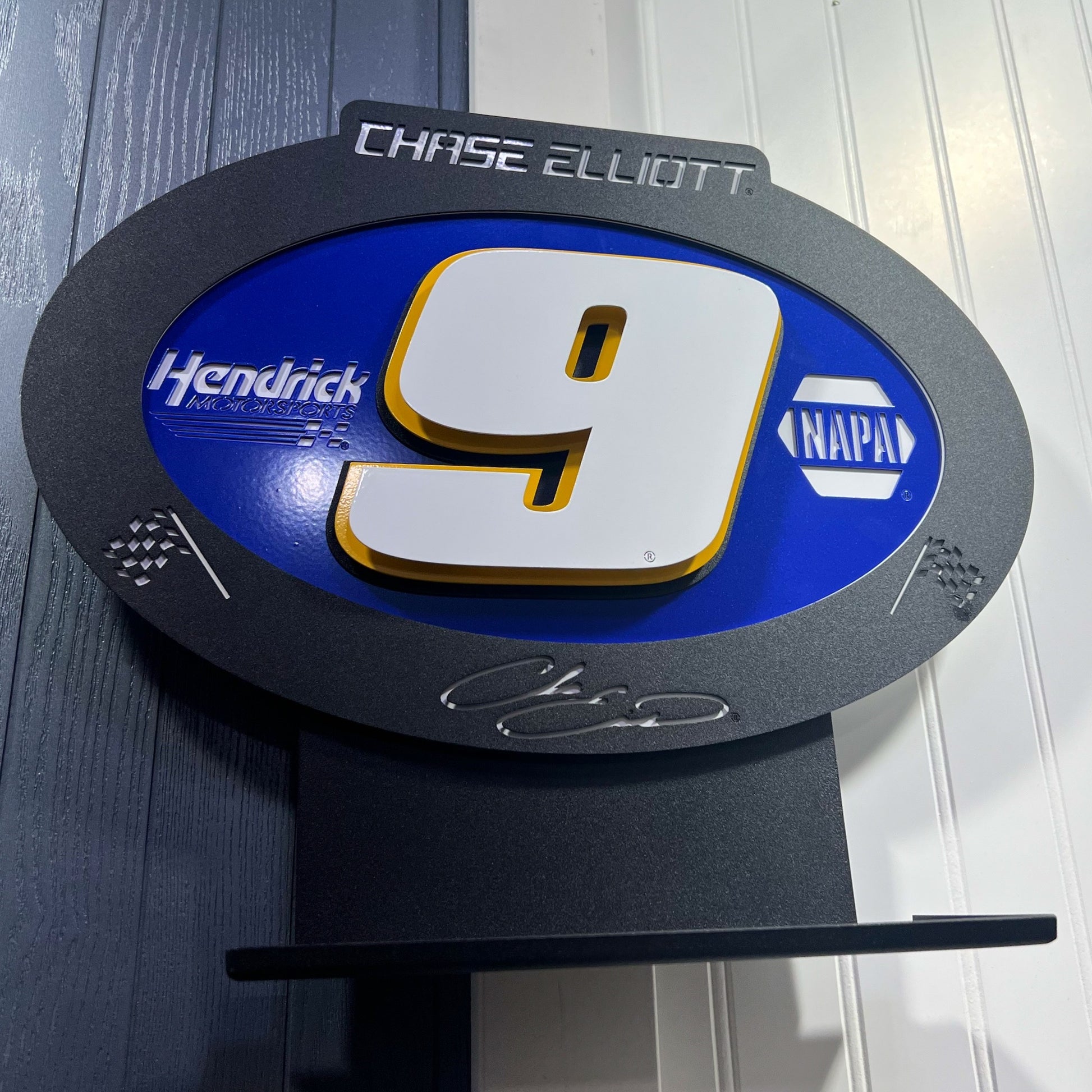 Chase Elliott #9 Oval 3D Sheet Metal Diecast Display On Wall
