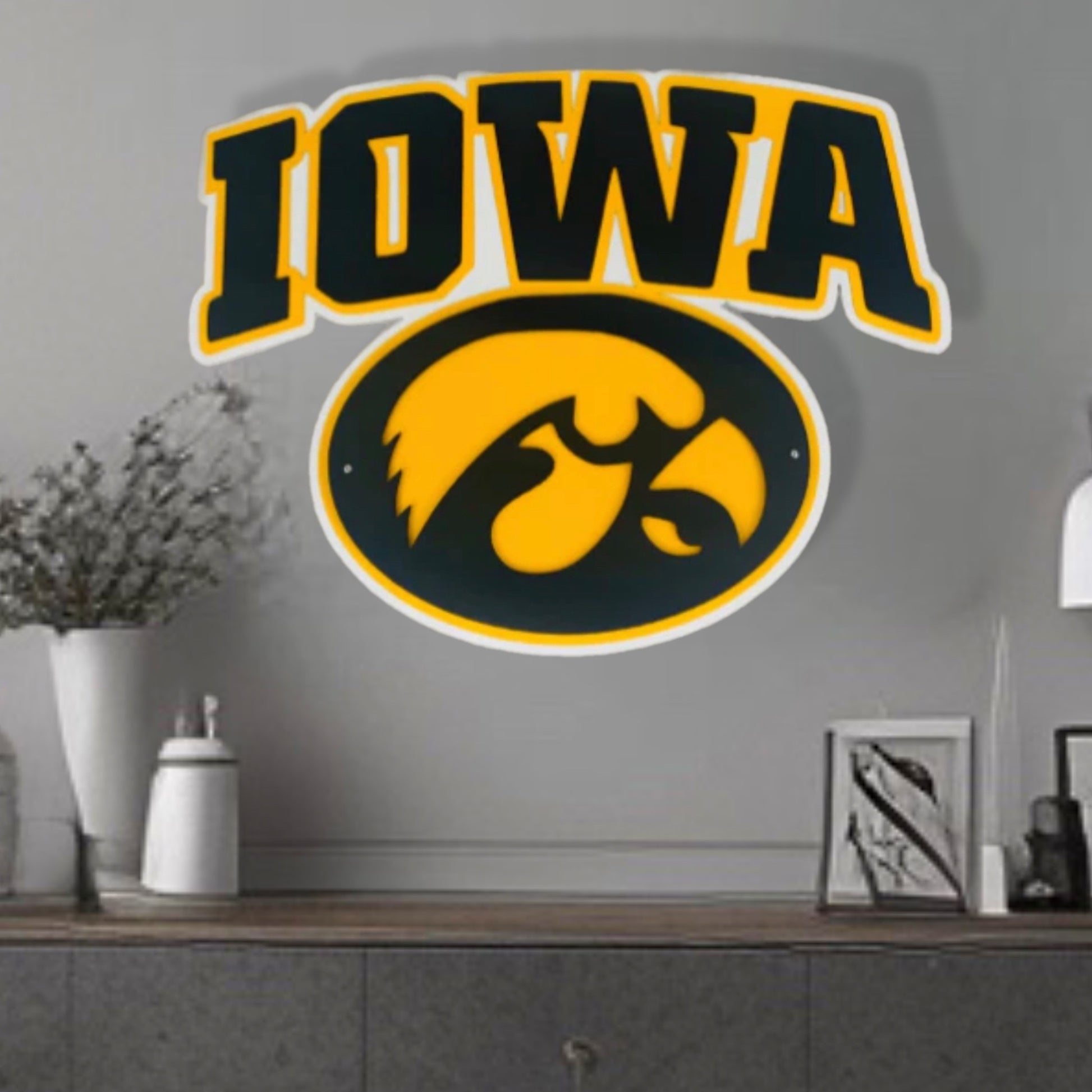 Metal Art Iowa Hawkeyes TigerHawk Oval With Iowa Banner