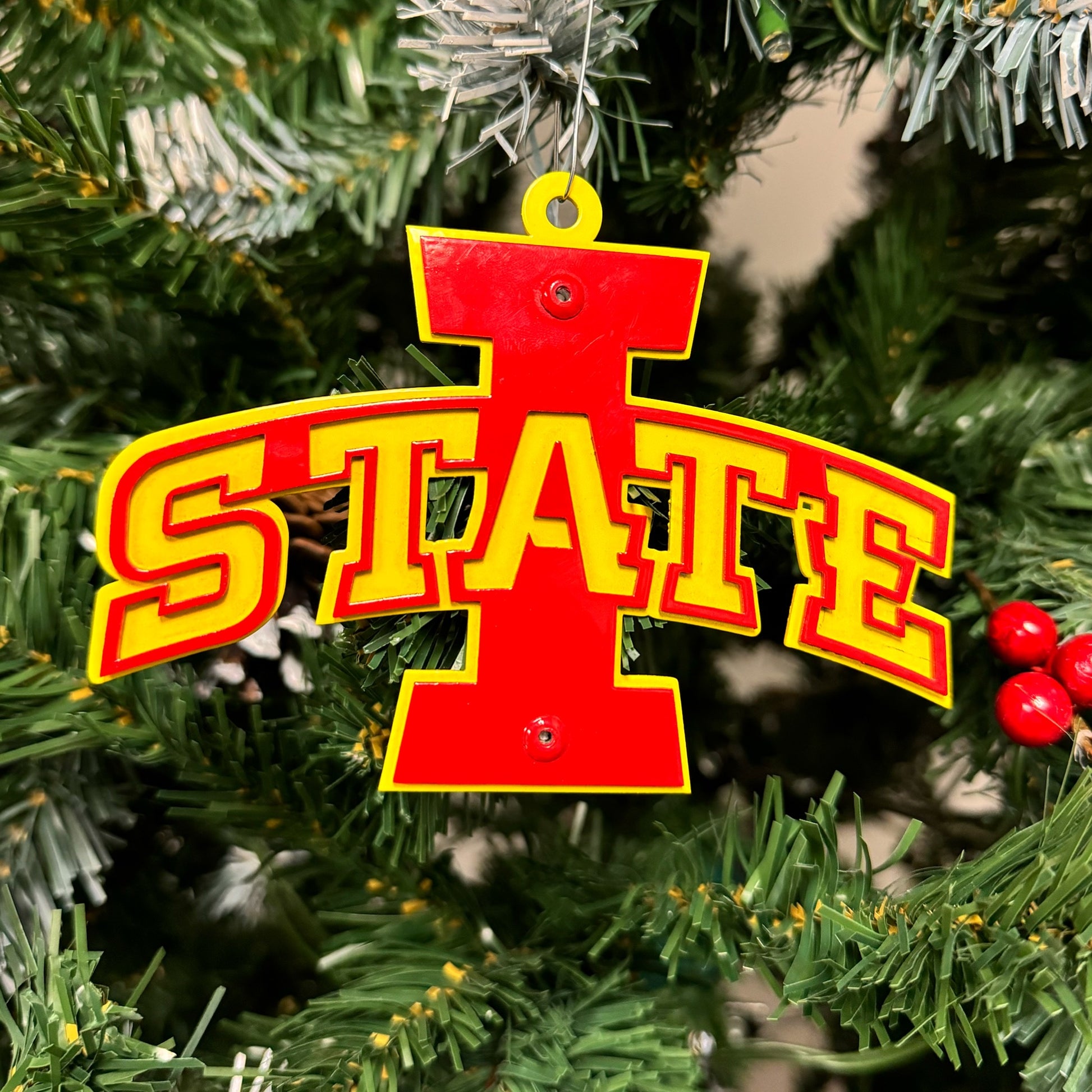 Metal Iowa State "I" with "State" Ornament