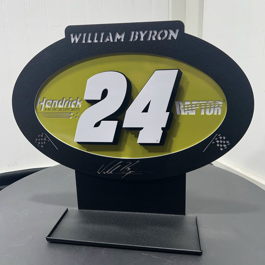 stand William Byron #24 Oval 3D Sheet Metal Diecast Display